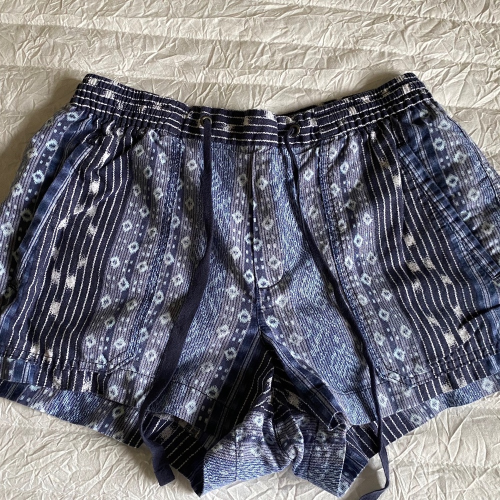 Blue Gap drawstring shorts